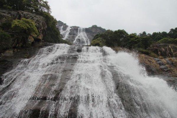 高硫化氢含量气体脱硫工艺和设备探讨